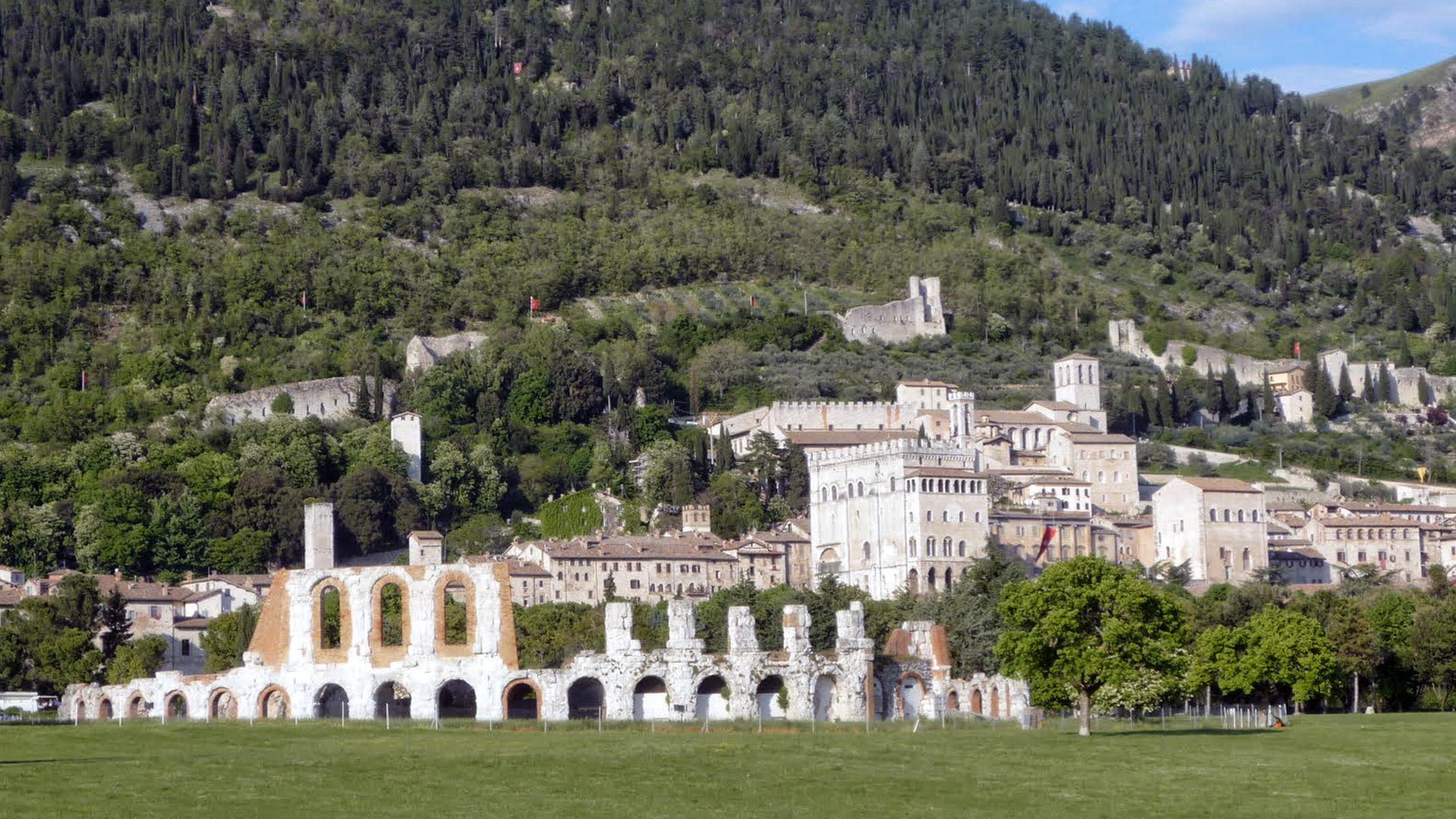 Hotel Bosone Palace 4 stelle in centro storico dormire a Gubbio